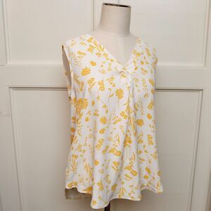 Ann Taylor Yellow Floral Sleeveless Blouse Pleated Front Tank Top NWT Size S